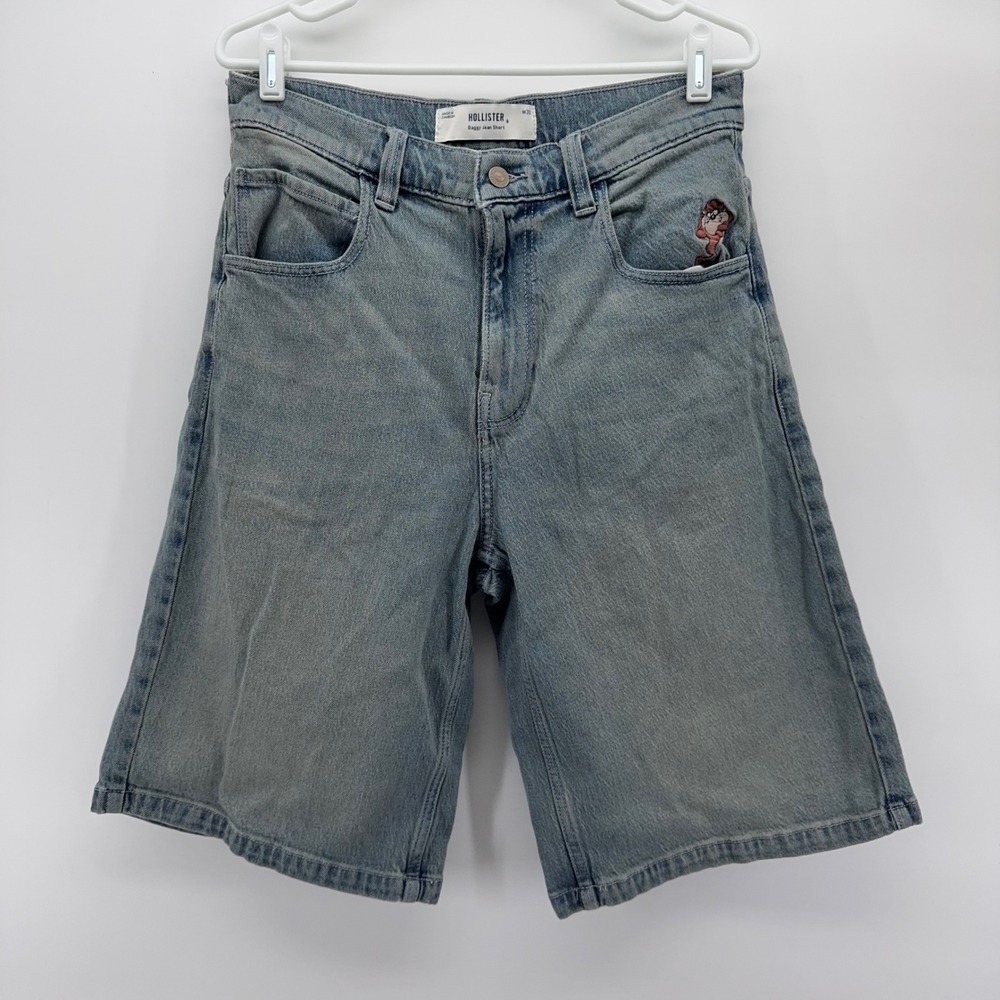 Hollister Baggy Jean Short Y2K Mens Waist 30 Light Wash Looney Tunes Taz Graphic
